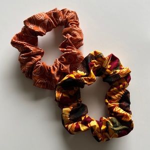 2 Fall Scrunchies